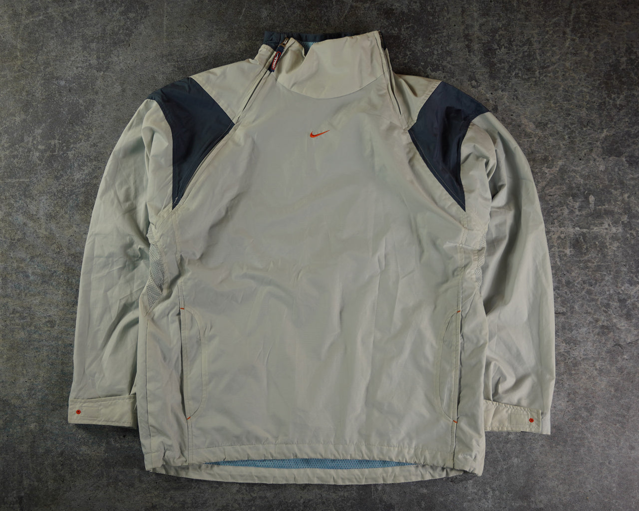 Nike AirMax Jacket (M)