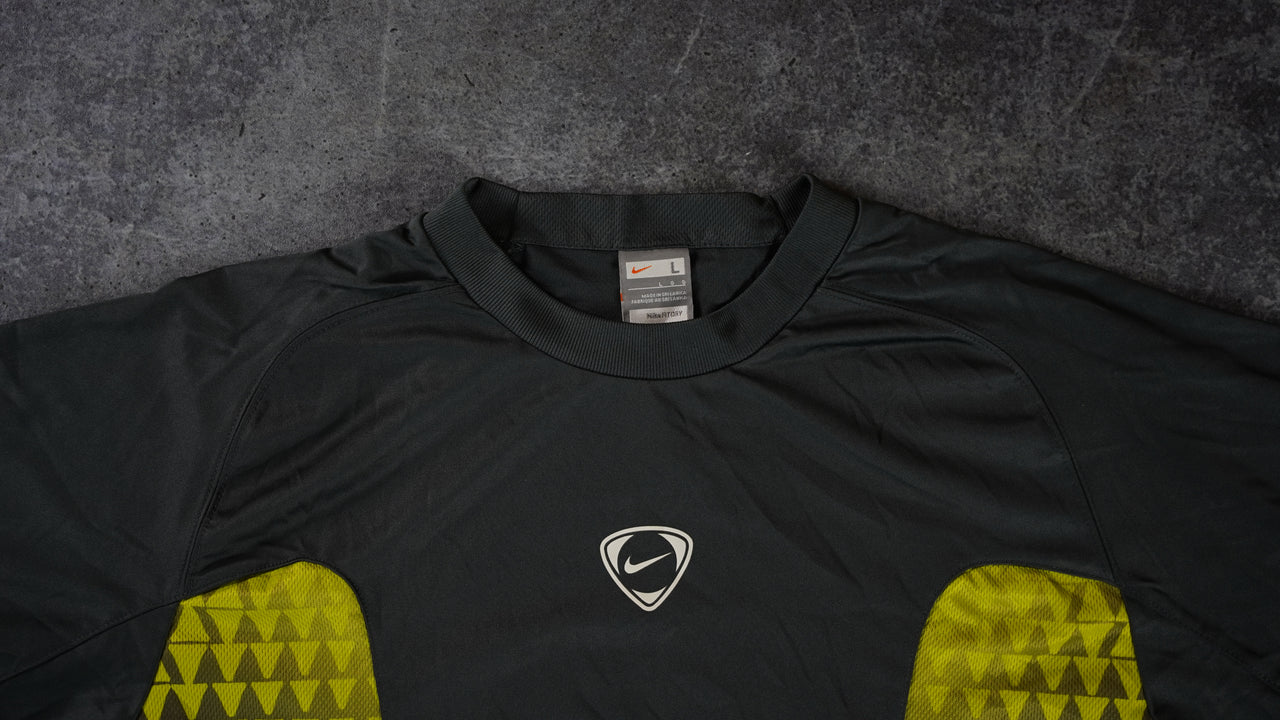 Nike Shirt (L)